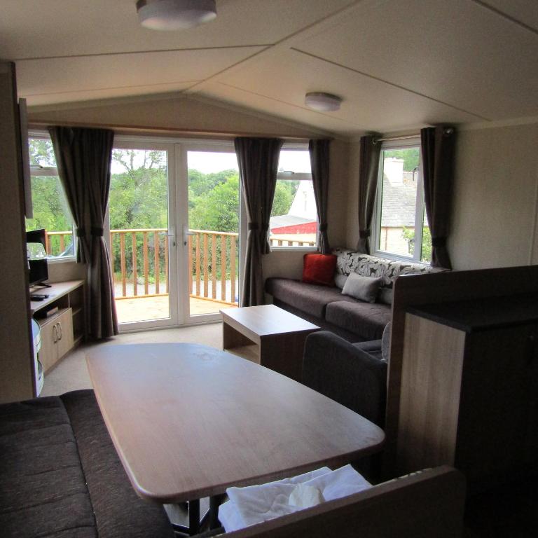 Barnkirk Holidays room 5